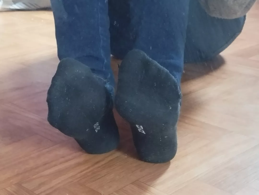 Do you like my sweaty socks ? posted by Mistress_240