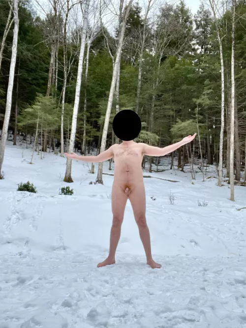 Enjoying the snow! by doctorwhowantspizza