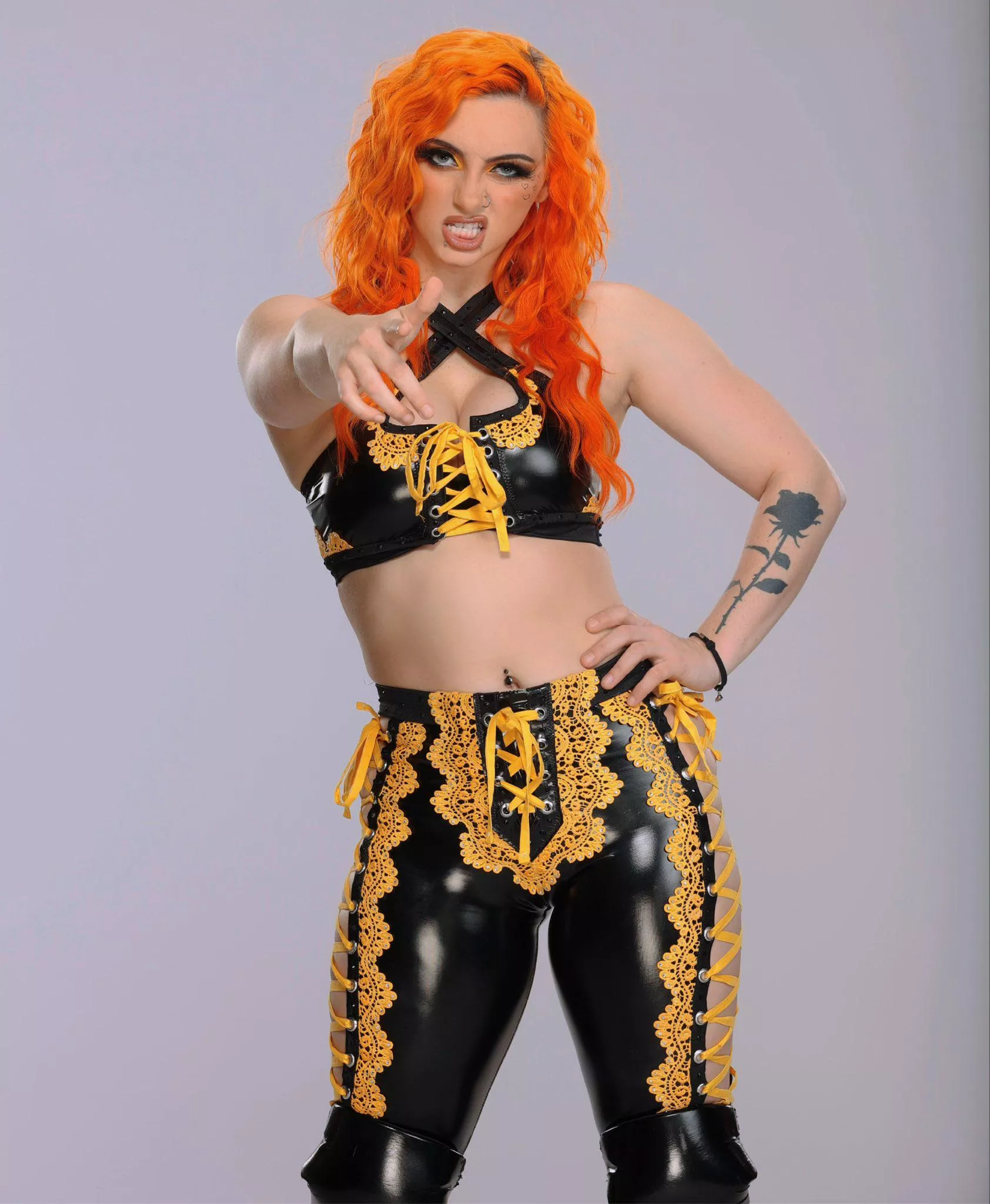 Gigi Dolin posted by tomcamisi