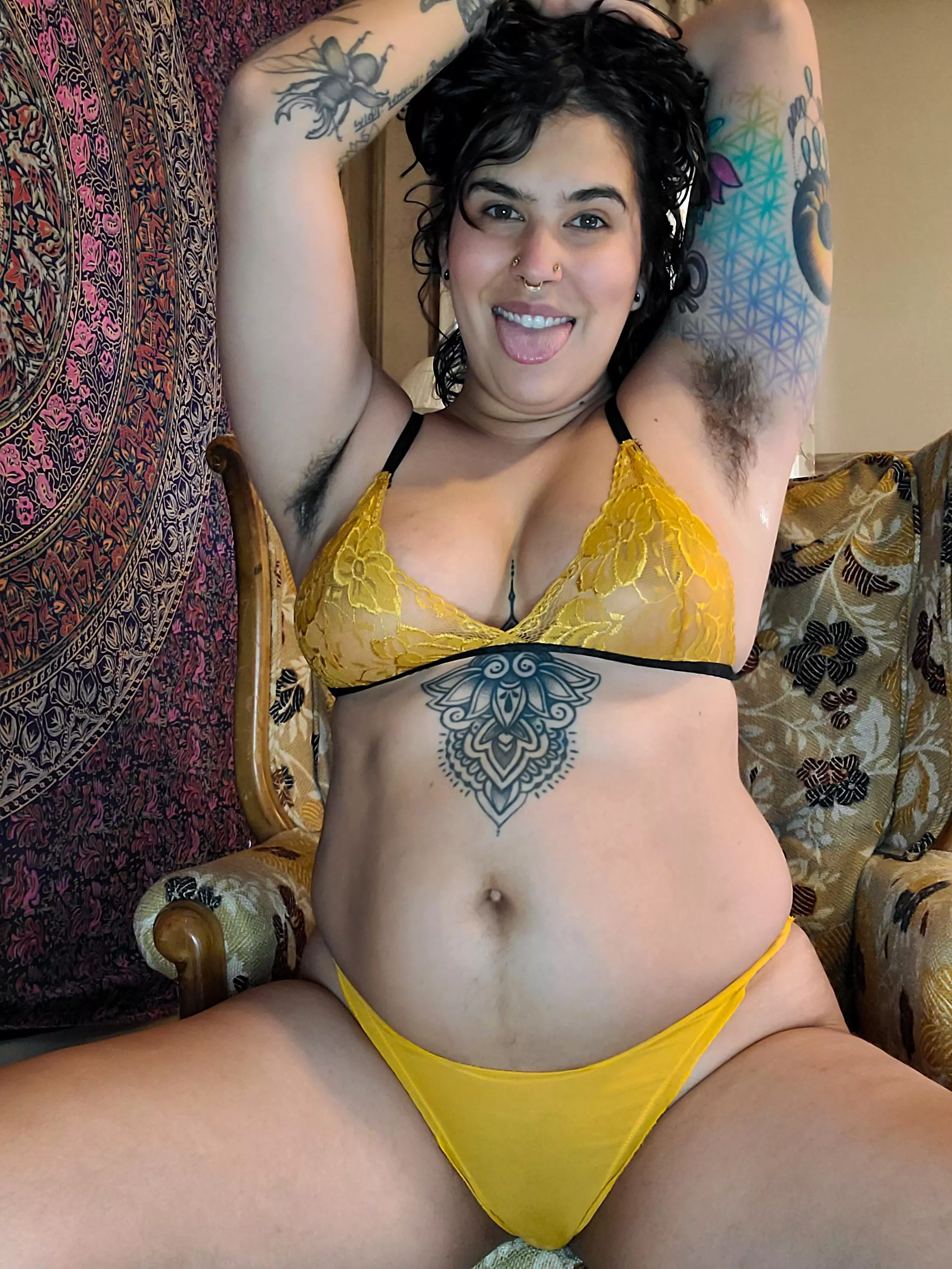 Hairy MILF posted by Sophi_Krisss