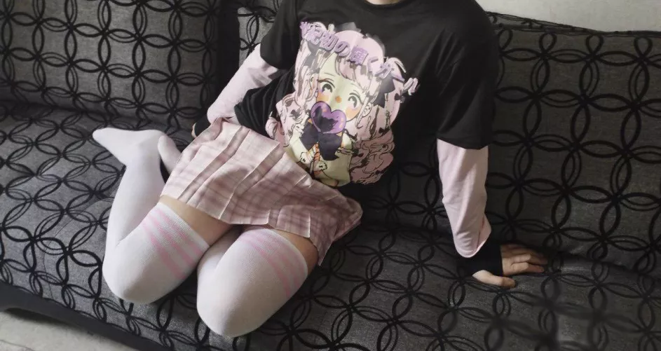 Hi! More cutenes for our eyes 😊👉👈 by Scared_Squirel