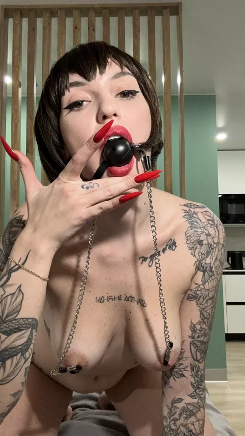 How's that, baby? by GuiltyAlligator