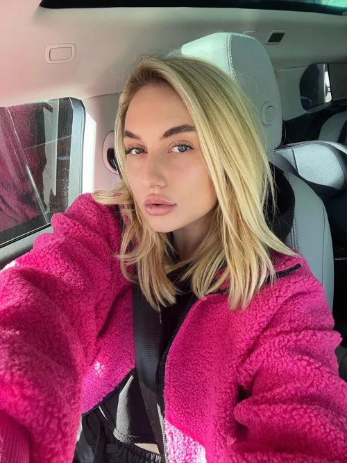 I dare you to grab my ass in public by ronxcointrade