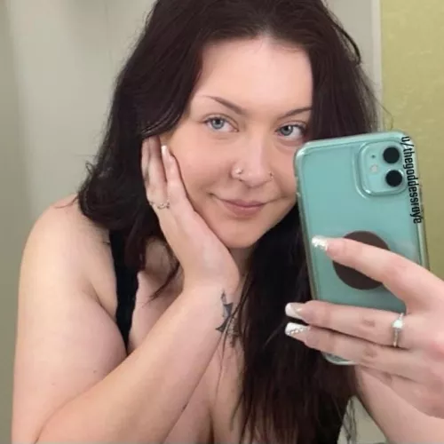 I hope you’re having a great Wednesday! :) by TheGoddessRaye