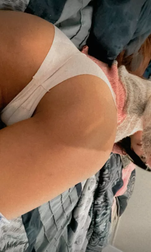 i just want my ass smashed today posted by careless_kaliyah26