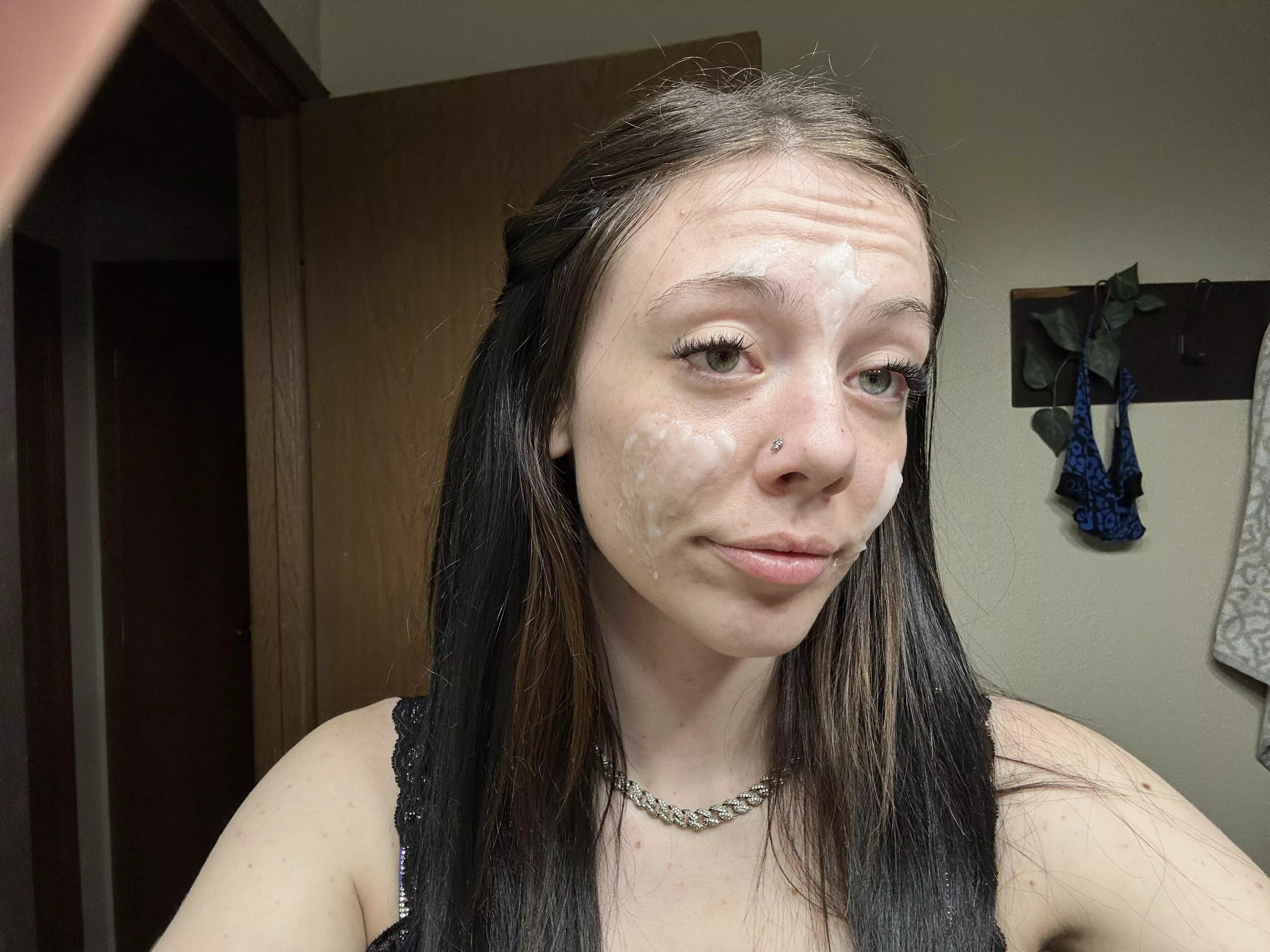 I love the feeling cum hit my face posted by OkGabage