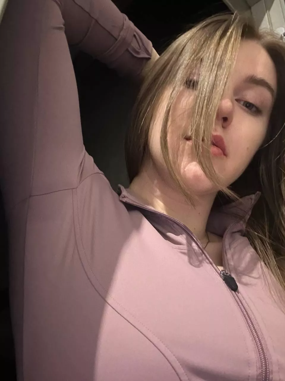 i want you to enjoy my after gym armpits posted by strungdelorme