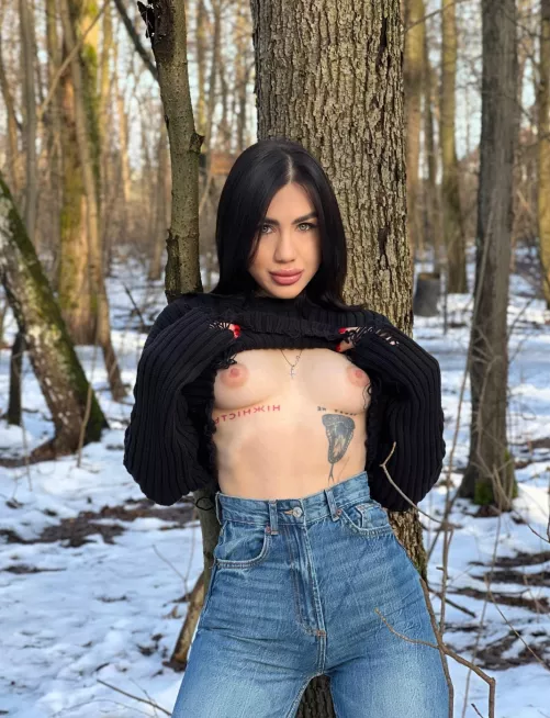 if you were nearby, I wouldn’t be able to stop myself from starting to caress myself through my jeans by regallybarbeque