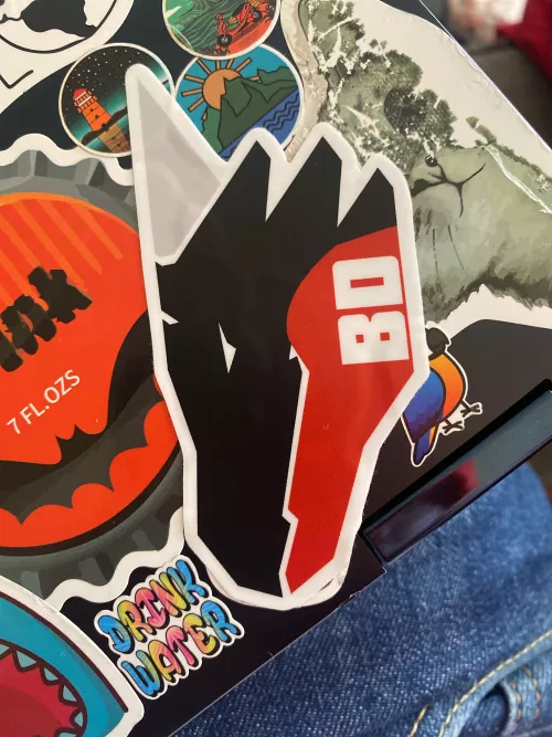 Joining the club on my laptop by HoneyNUTche