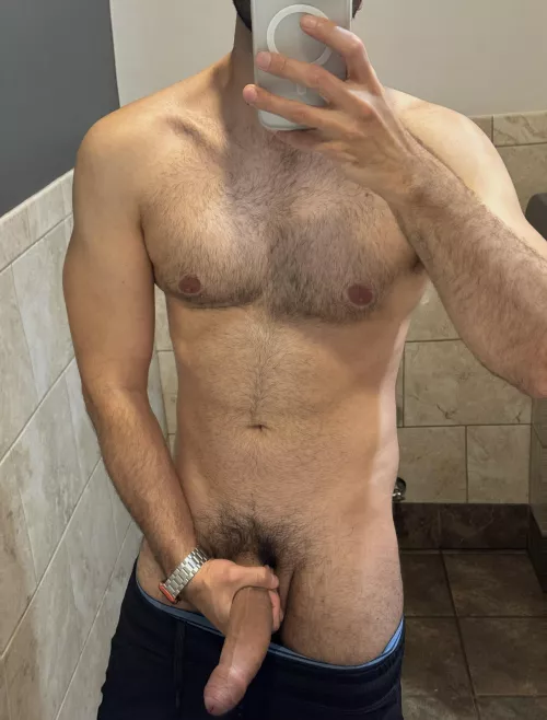 Just came here to say hi and maybe see if someone is available for drinks?  by Canadian_XXL