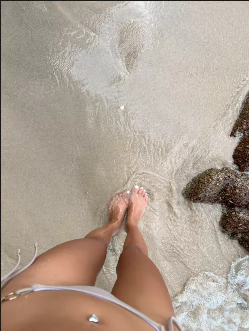 Just missing you here by bejiggambolerf99