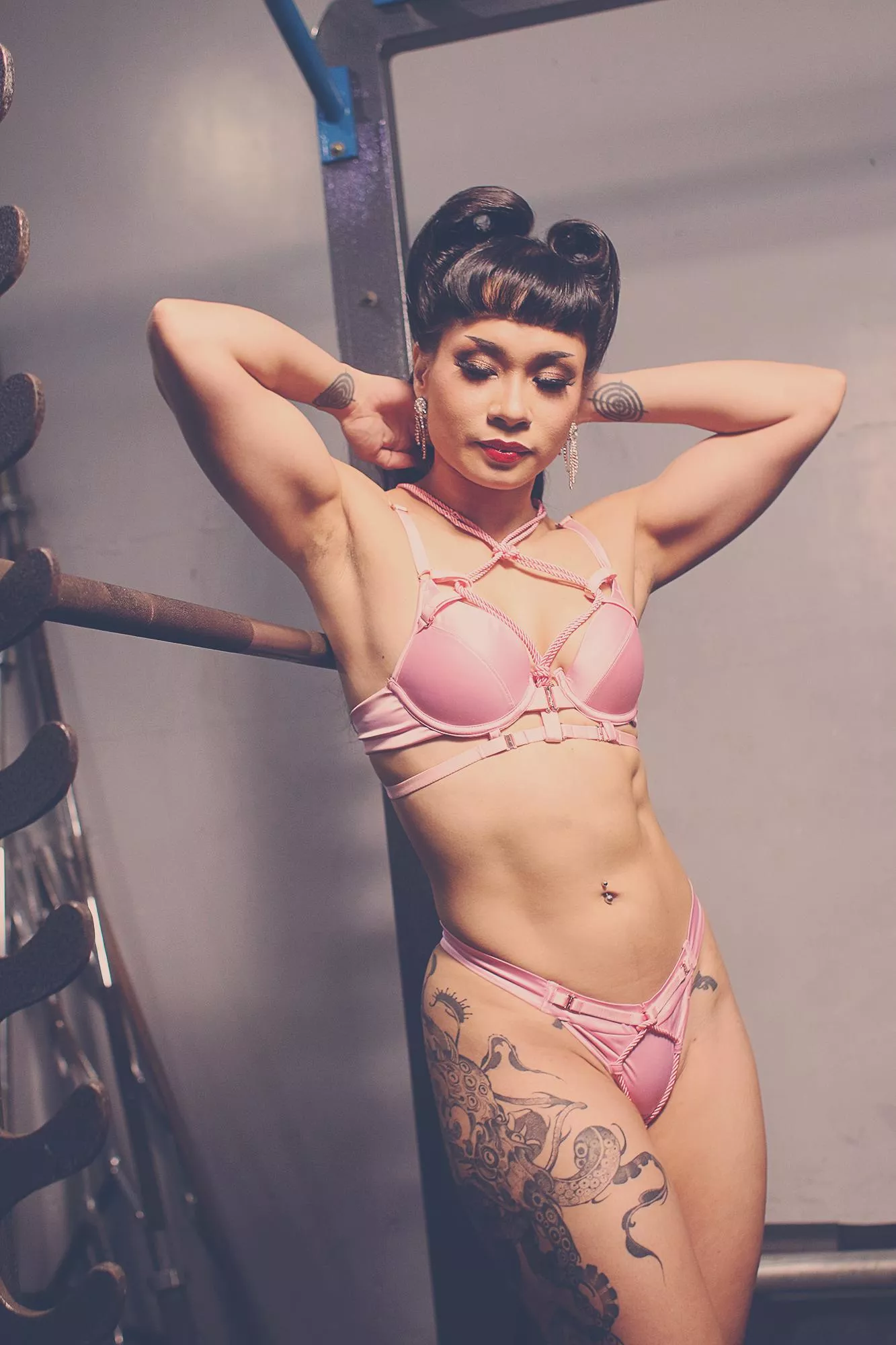 Keep your eyes on my [f]orm ;) posted by Madame-J