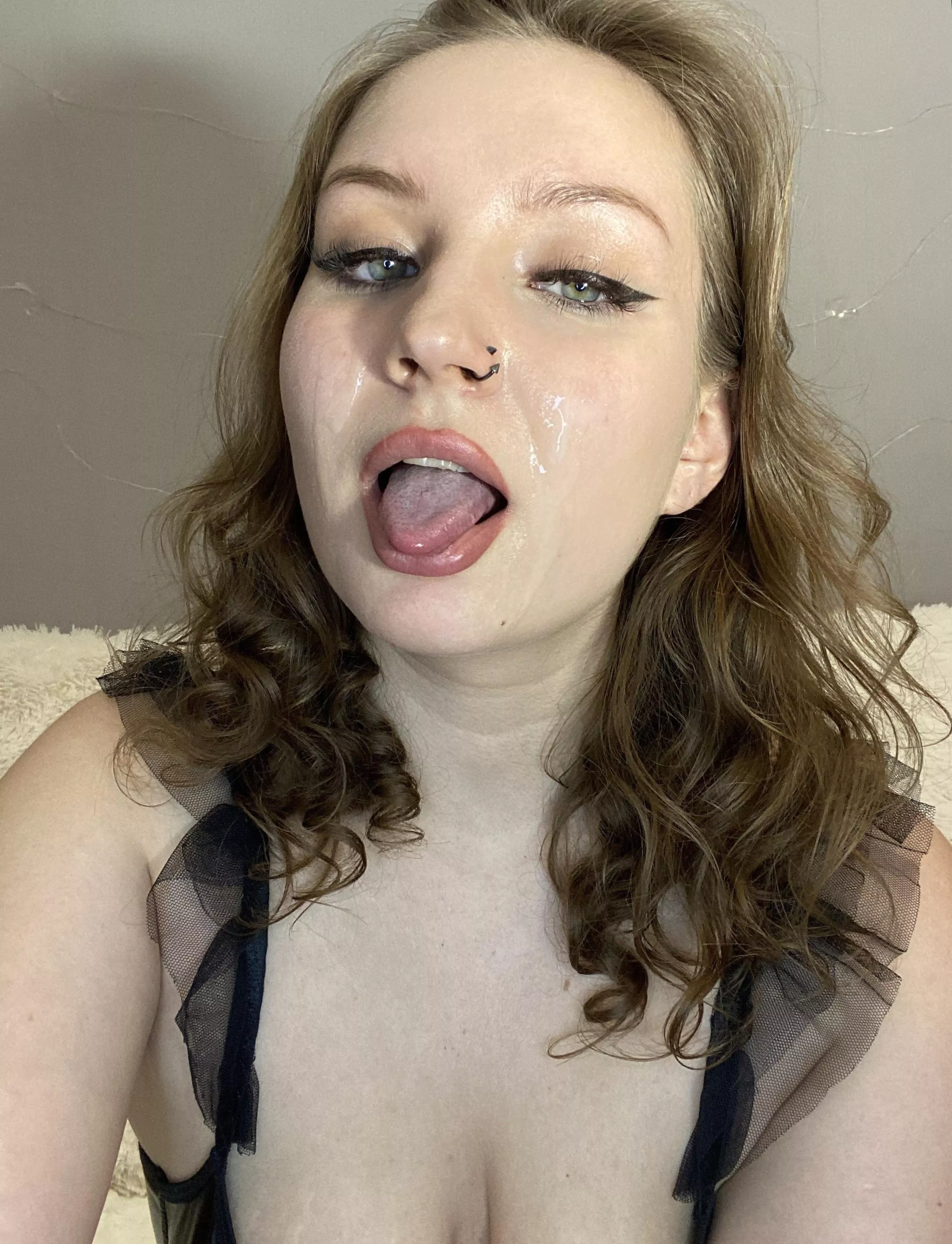 looking for a hot guy with a lot of sperm to play with posted by syndeticBequest