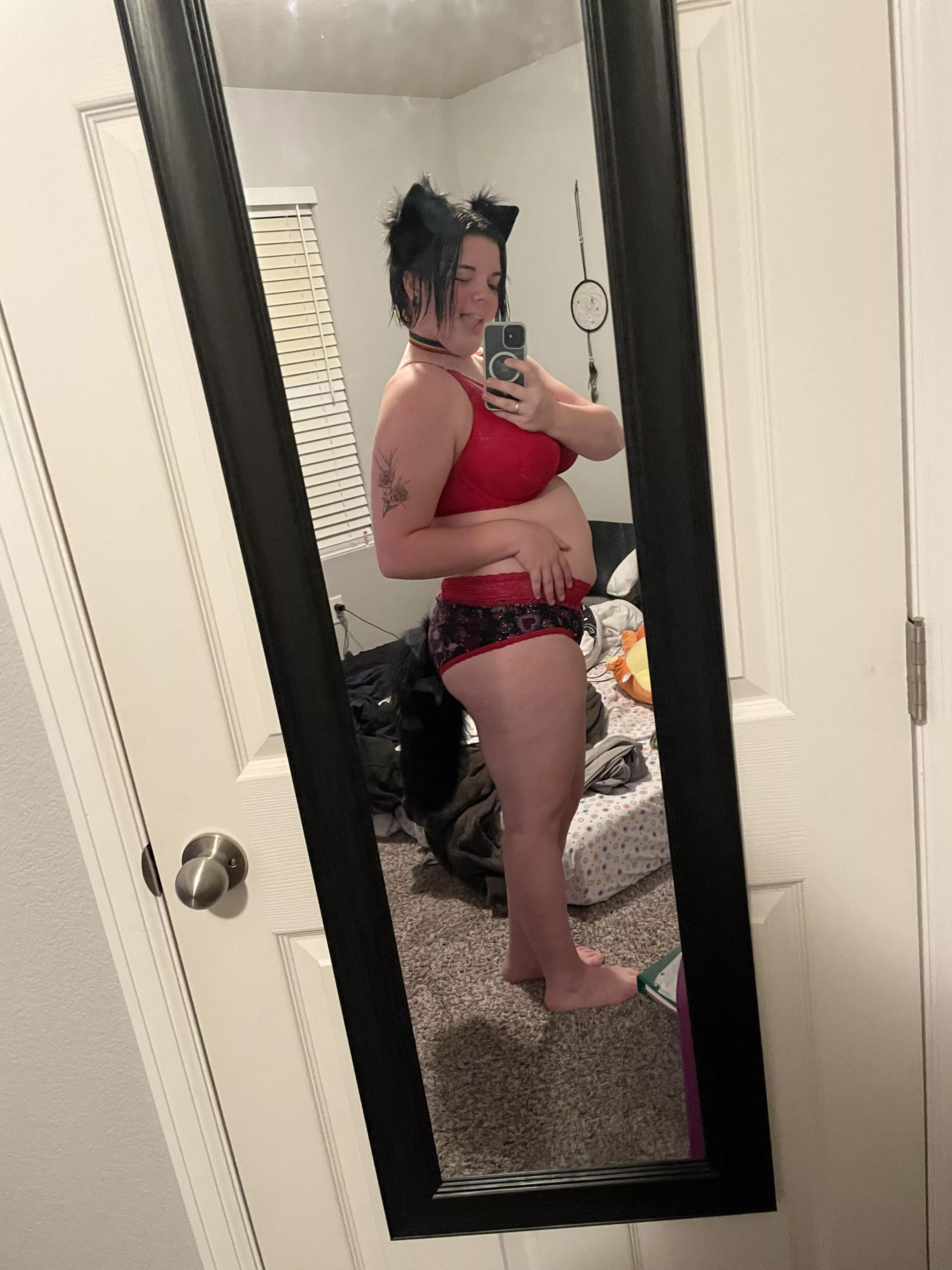 …Master, do I look okay? posted by chiara_silvera