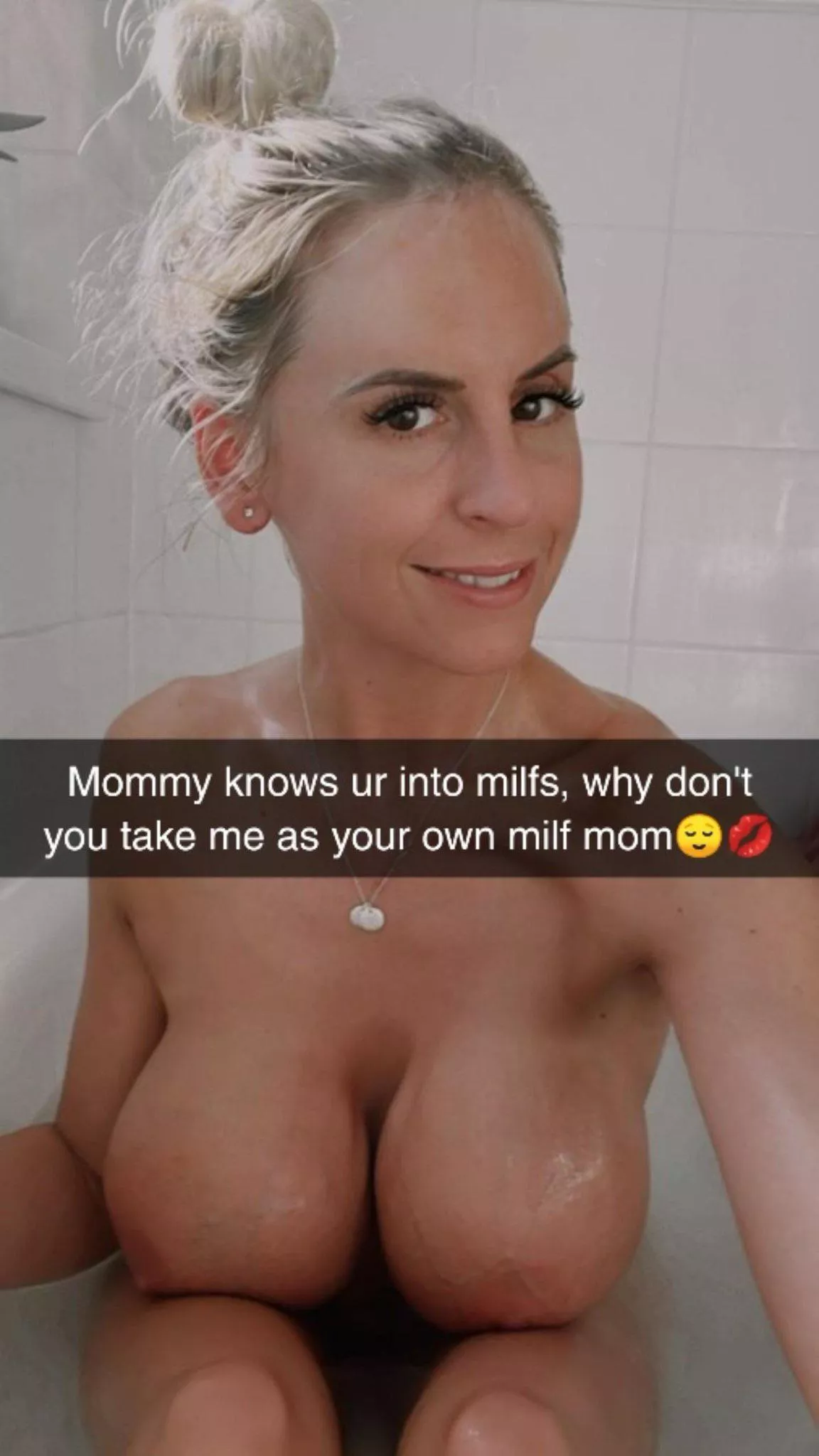 Mother I’d love to fuck  posted by Gooneruk69