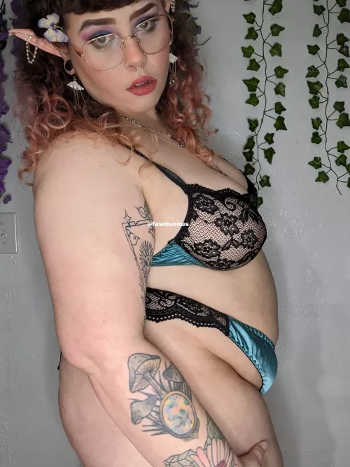 Need a stress ball? I'm here to relieve your stress 😉 by fawnvenus