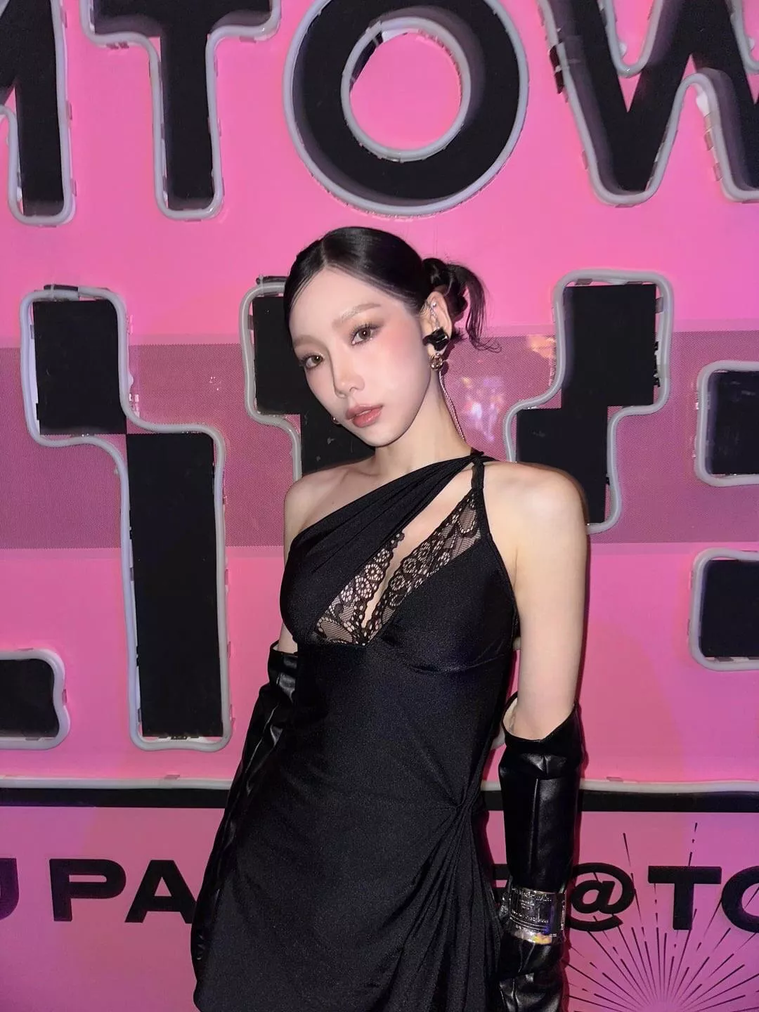 SNSD - Taeyeon posted by MinjisBootyCheeks