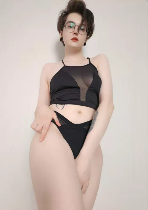 Sometimes my hair can look messy by Information_Aromati