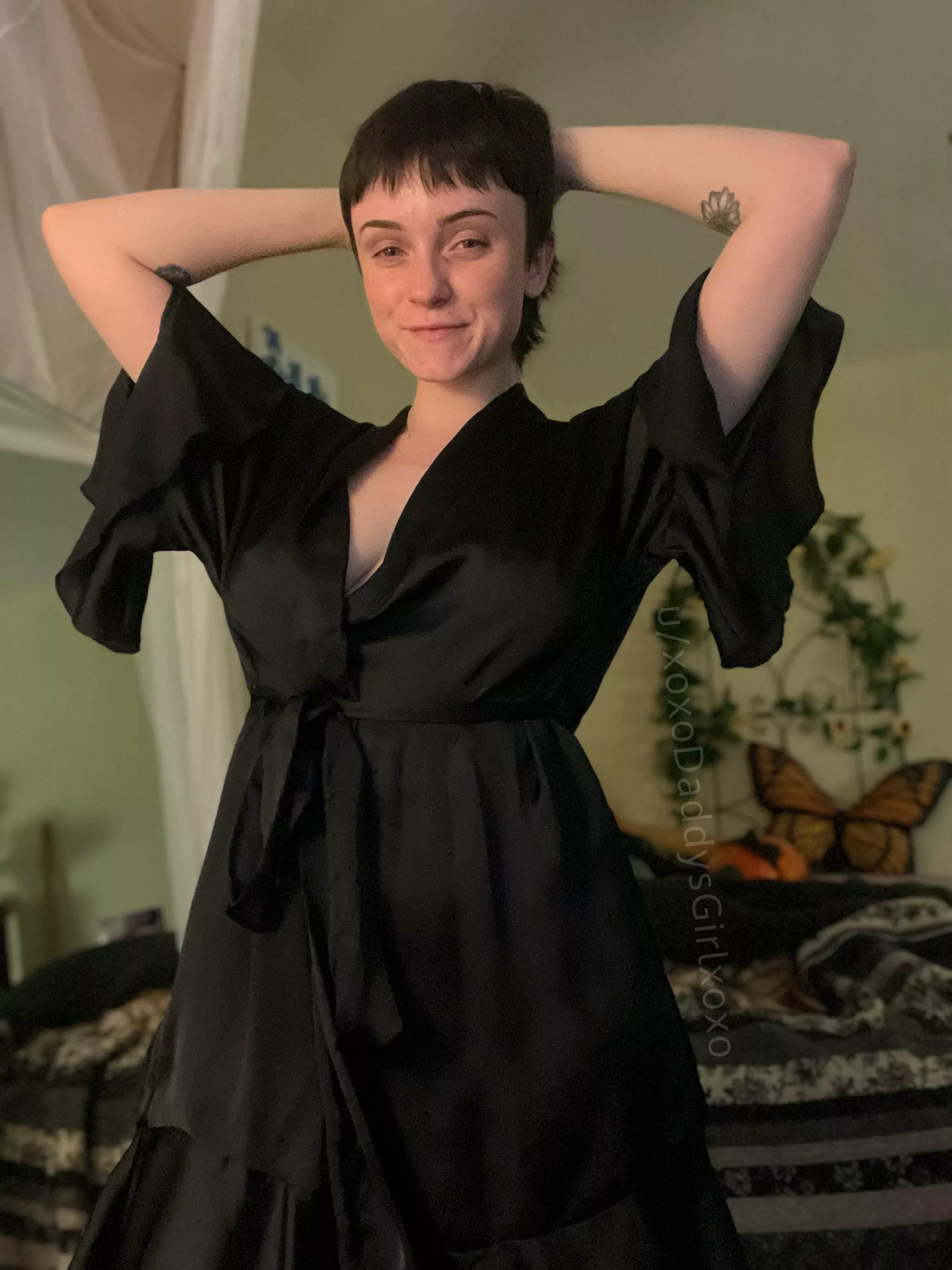 stay in bed with me today? ❤️ posted by xoxodaddysgirlxoxo