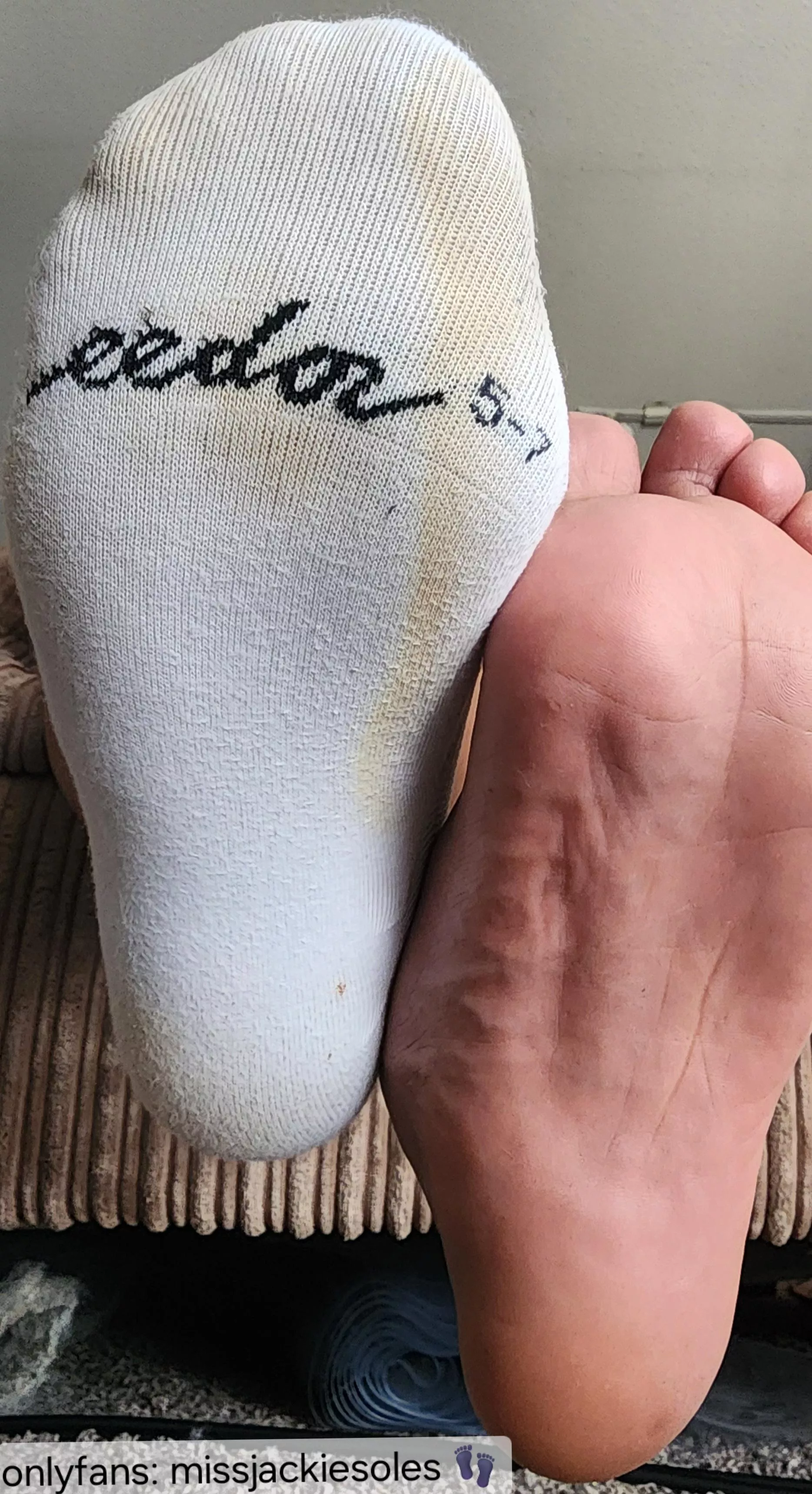 Sweaty gym socks 🧀😋 posted by MissJackieSoles