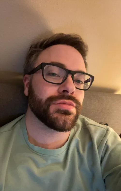 The guys in my area are lame, anyone looking for a midwestern gamer bf? by skulberries