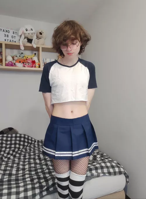 Trying to look cute 🥺 by MaxHamster69