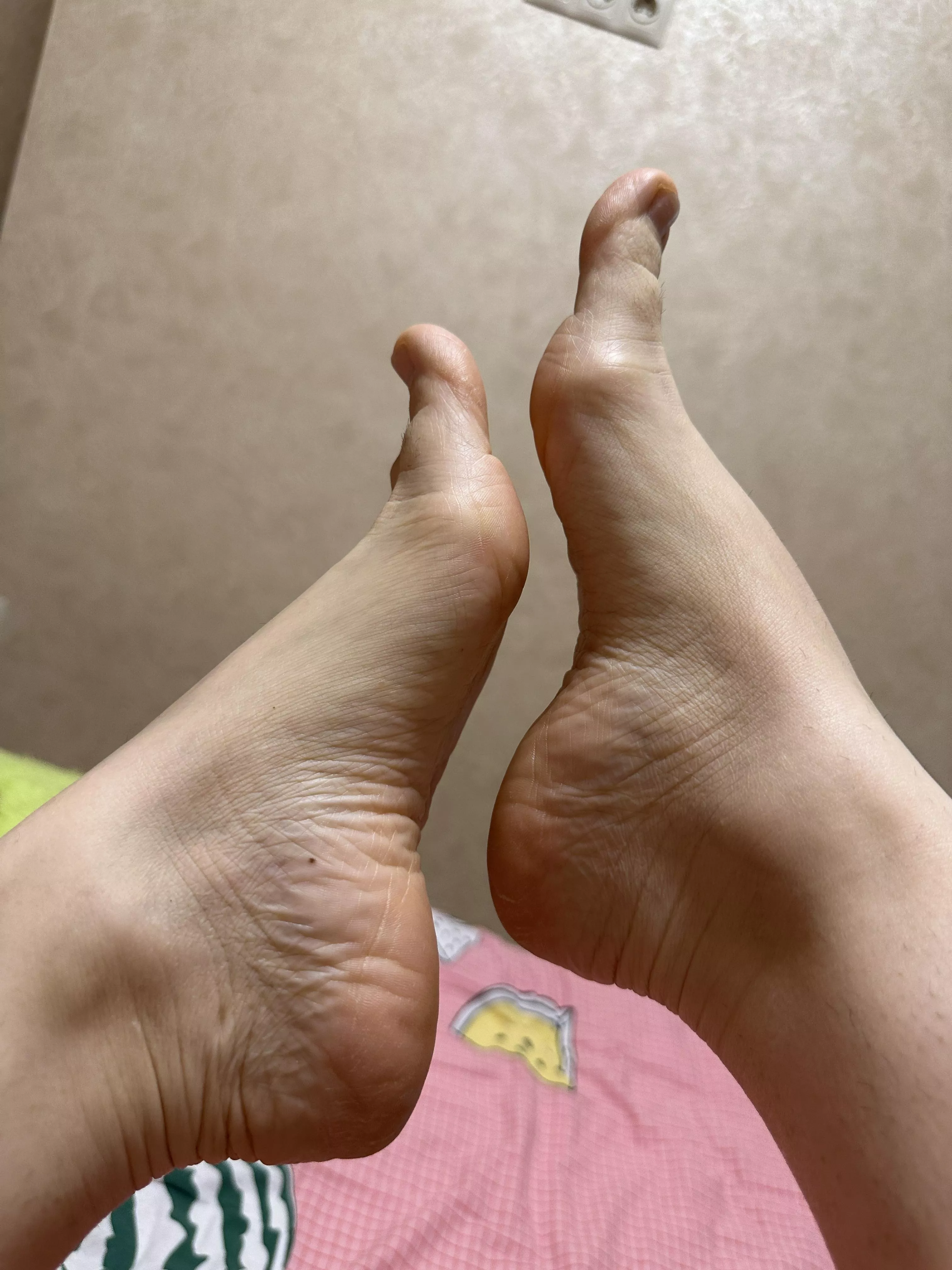 What do you think my foot size is? posted by inshorevitamin756