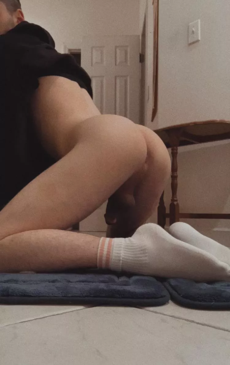 what’s your first thought? 🙈 posted by starvingforartists