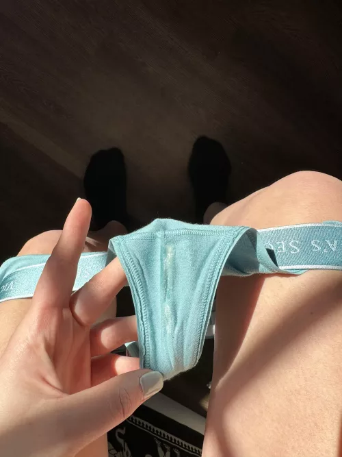 White gold glistening in the sunlight✨ by LionessGoddessGoods