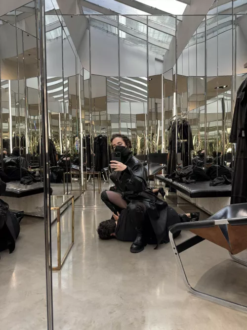 Who wants this? by 2turntfl