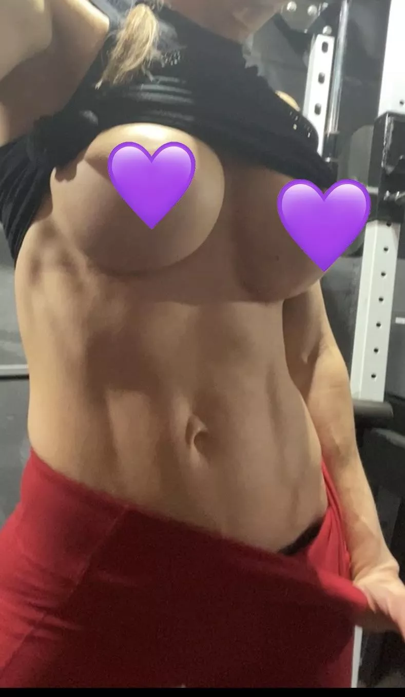 Work HARD, like this MILF…(f) posted by samanthasfun