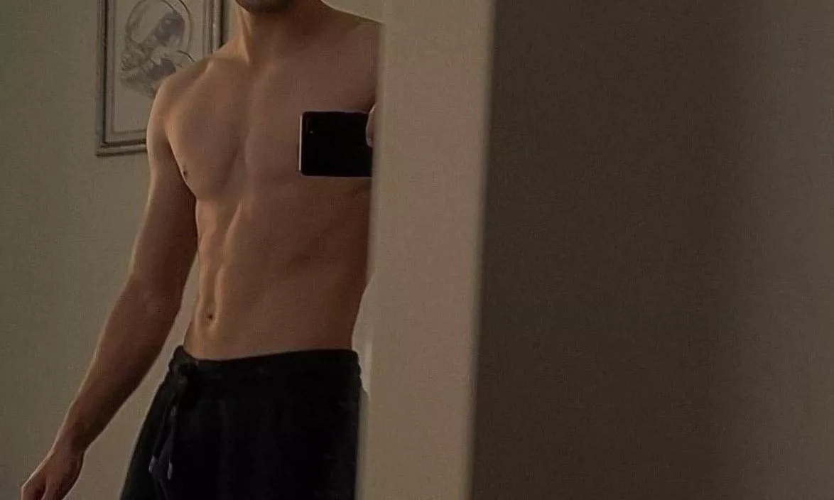 24 M CURIOUS FIT BWC. Show face and send asl first if you add. Snap me one1700 posted by Ok_Lengthiness_2874