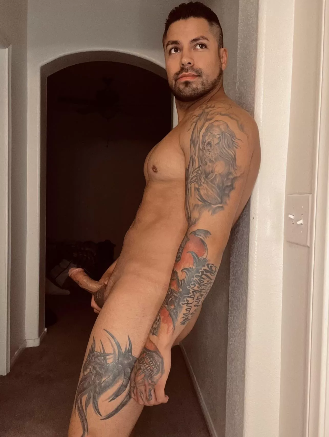 About ready to end the day with a shower ;)  posted by Gypsysouls28