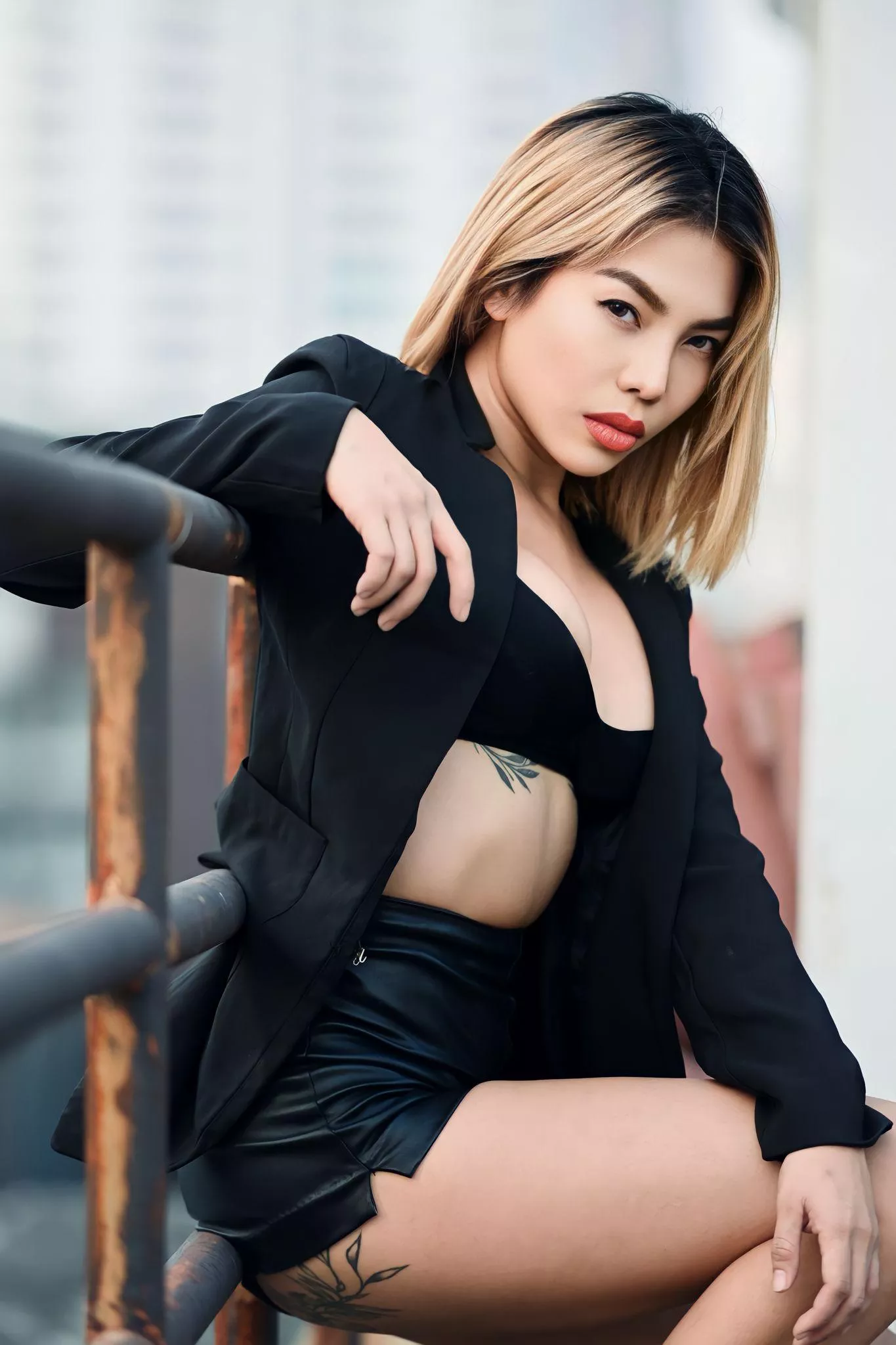 Are you a heat seeker? I dare you to join me for an unforgettable adventure. 🔥🌶️ posted by essanirvana