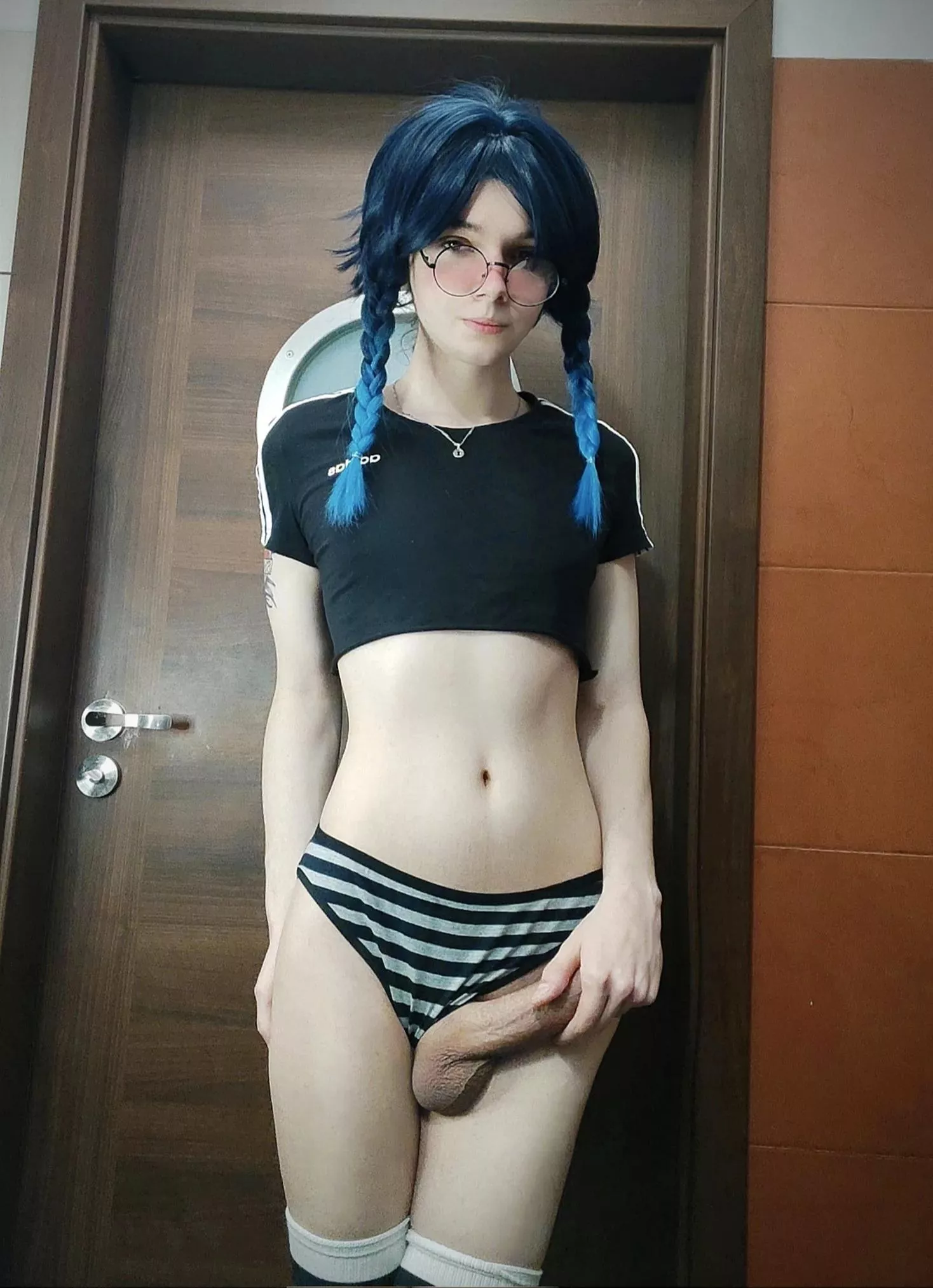 Be honest.. smash or pass? 🥺 posted by MaxHamster69