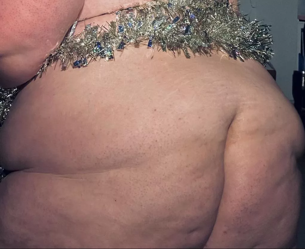 Does it make you weak…😘 posted by mmunch333