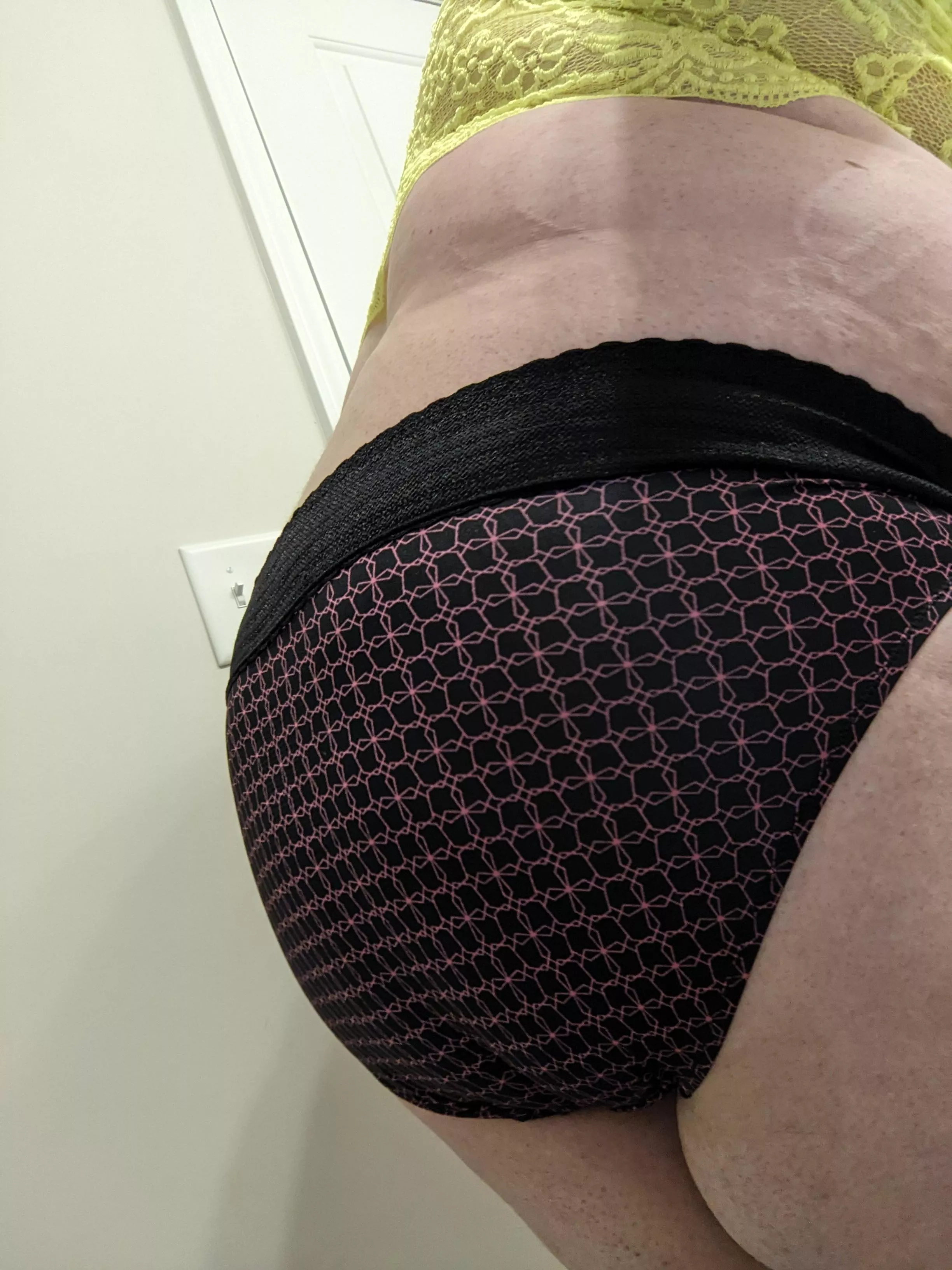 Fatty in panties  posted by Plus_Ad7962