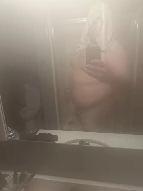 Fresh out the shower by hermitlonersolo