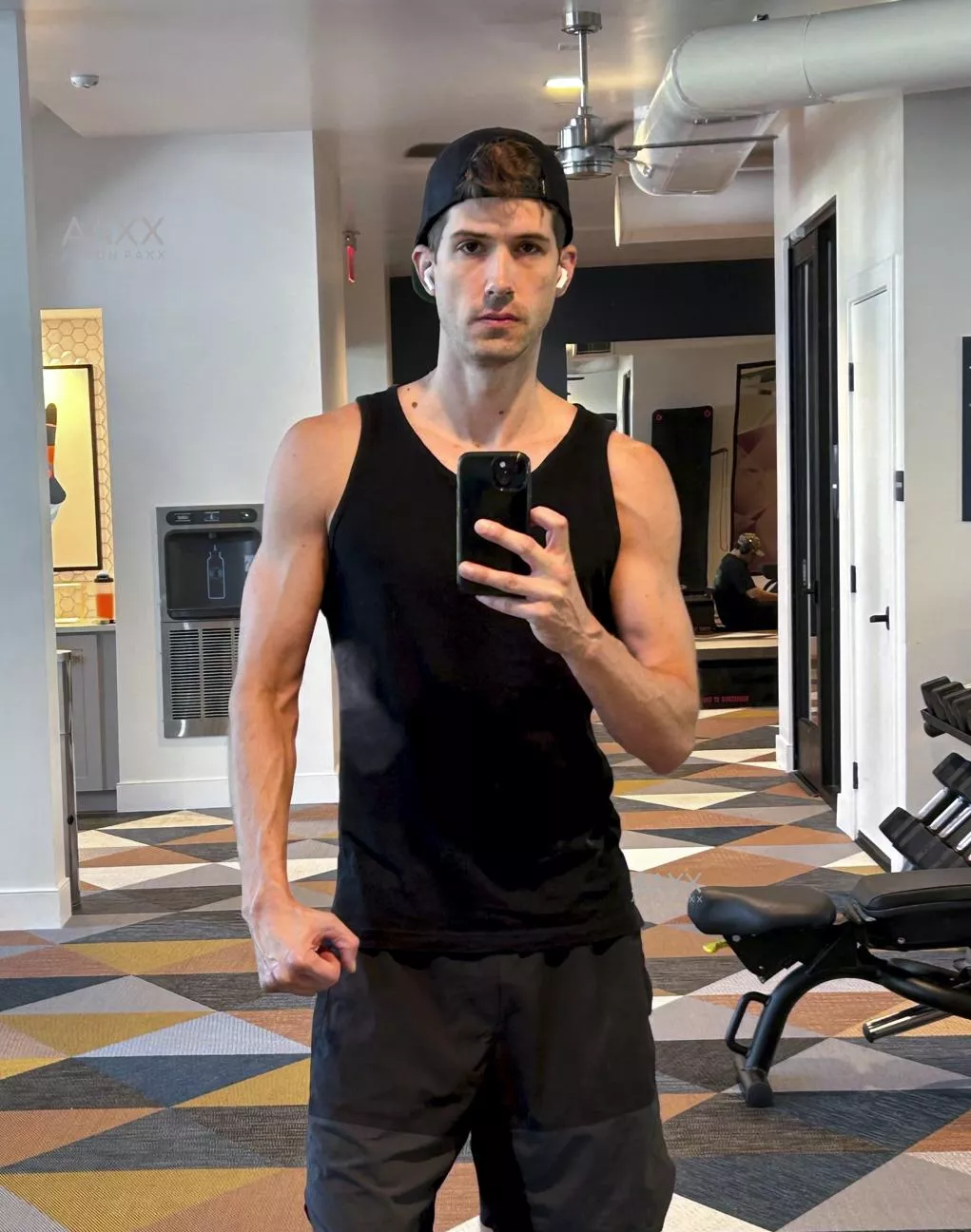 Hello bros posted by AaronPaxx