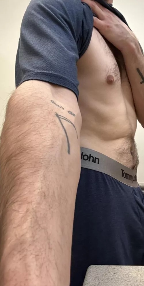 hi there ... kinda testing waters  by zxhcbck