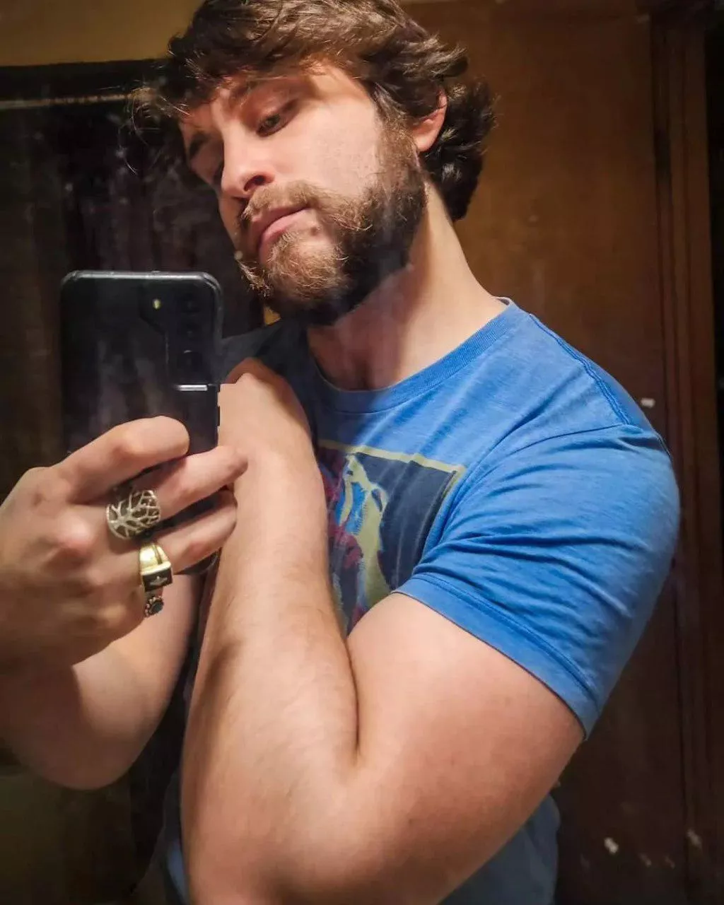 I hope I'm cute enough for you  posted by CygnetSociety