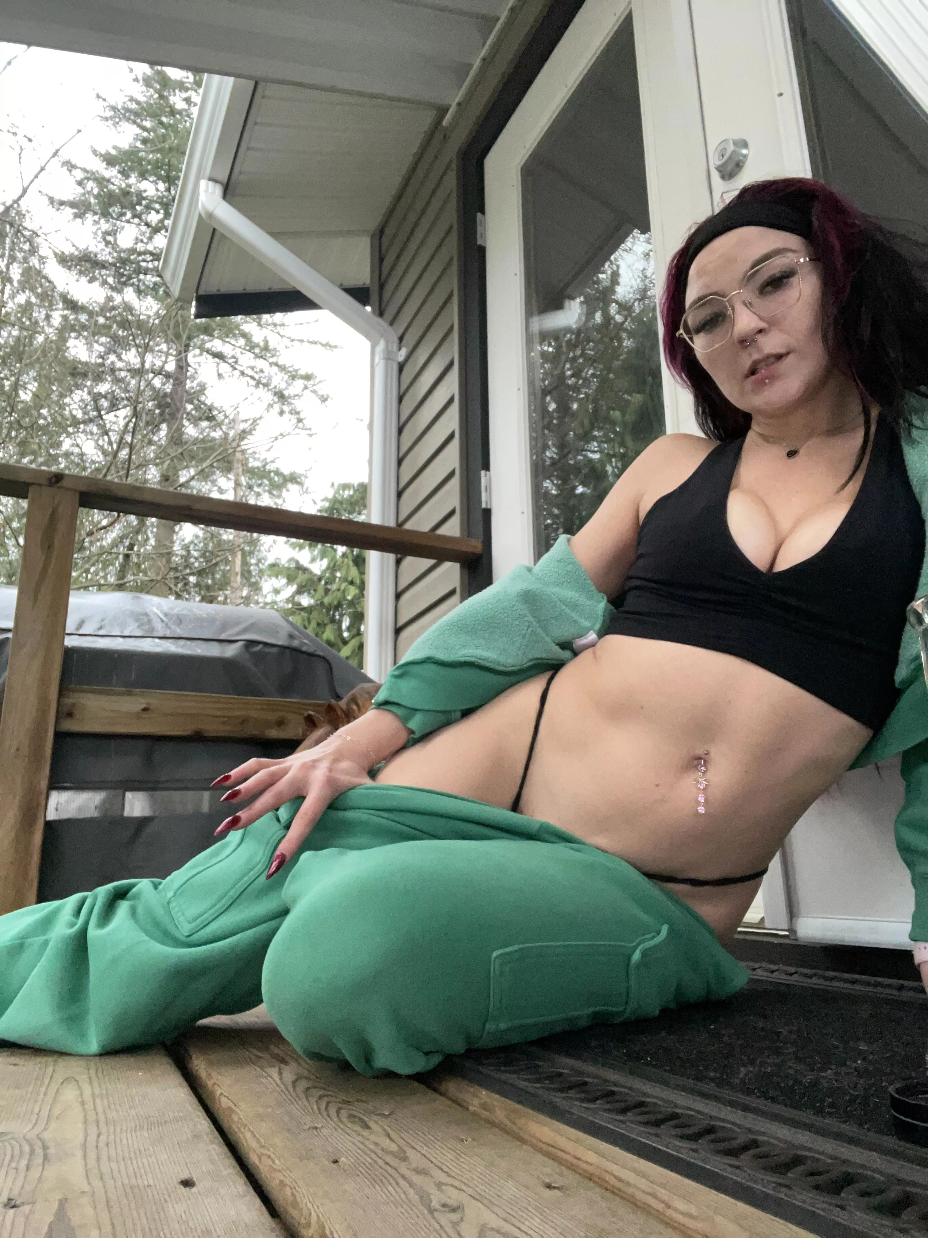 I’ll move these outta the way don’t worry  posted by Thprkyblondee