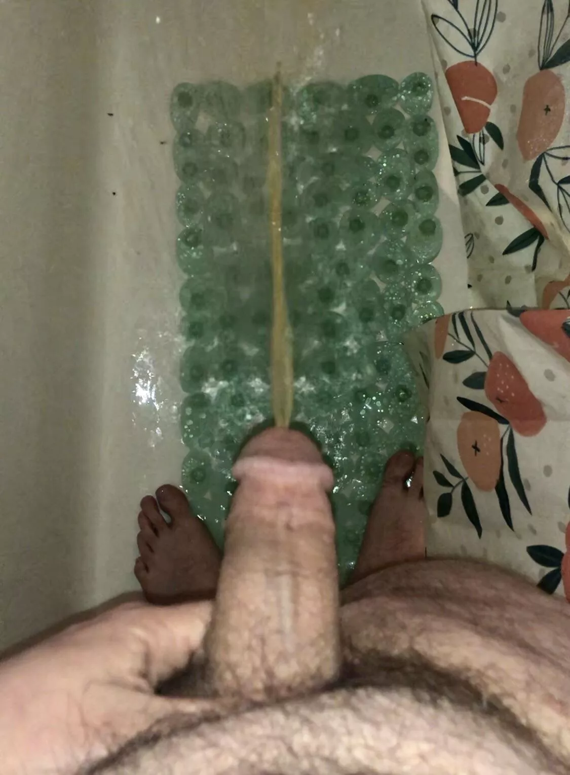 I’ll pee on you if you pee on me posted by bisexychubs