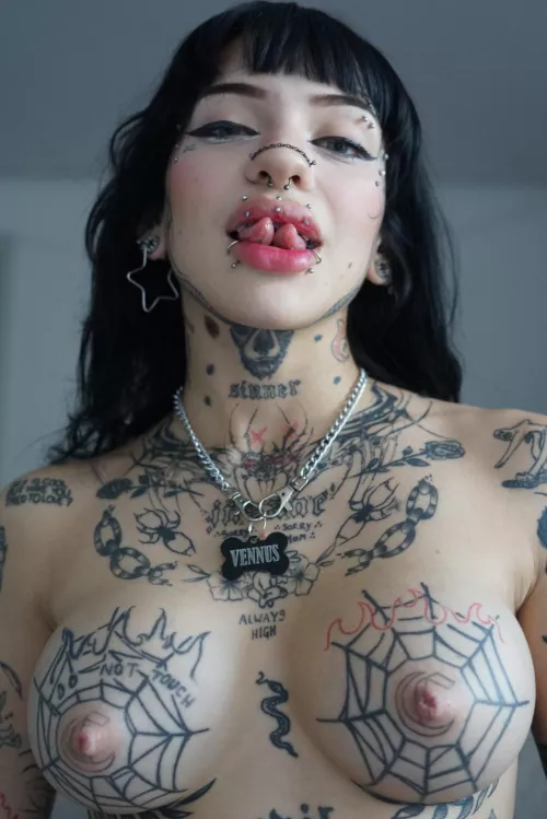 I’m an evil goddess  by spilfs