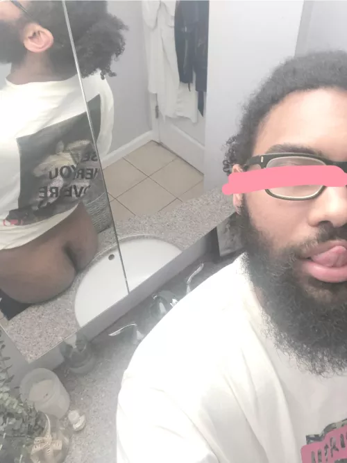 I’m horny 🥺🥺😈 by Qman203