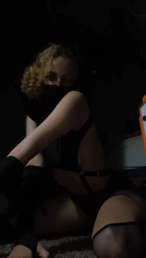 mind if i use you as a seat? it’s hot in costume though so ill have to take it off by tristenunsolved