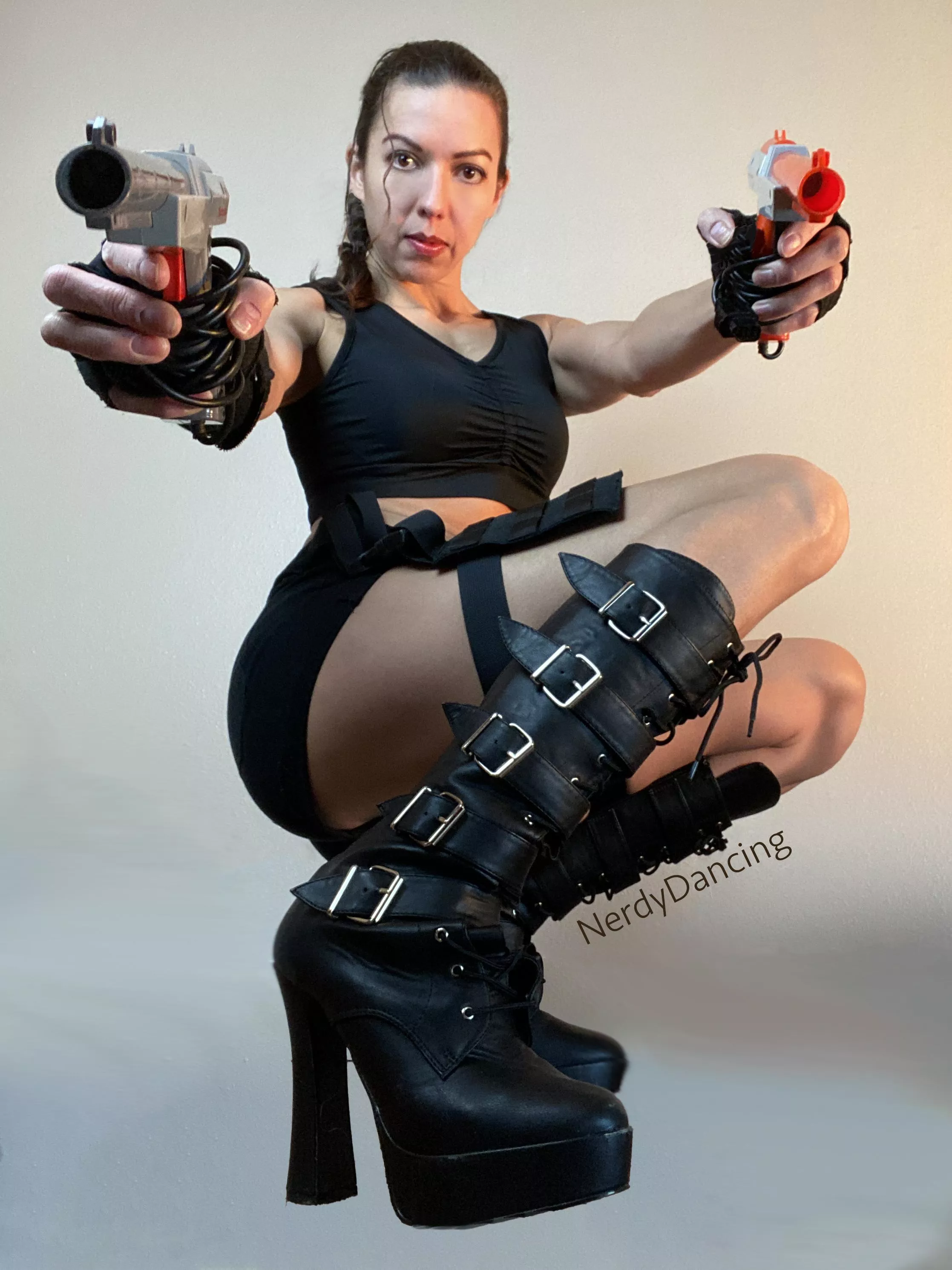 My first-ever cosplay. How's my Lara Croft? (44)[F] posted by nerdydancing