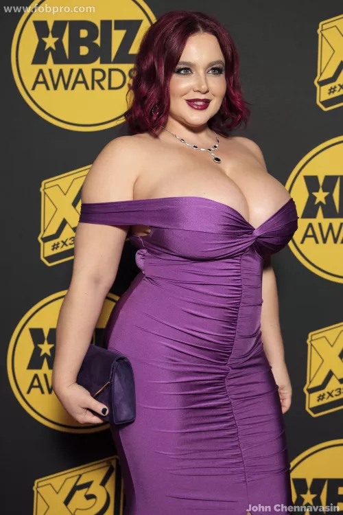 Natasha Nice by YeahBotNoBot