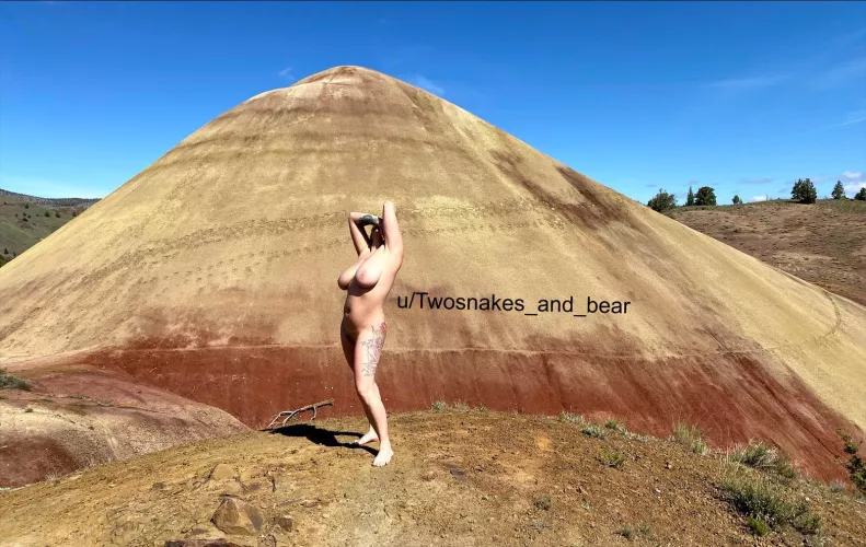 Painted Hills by Twosnakes_and_bear