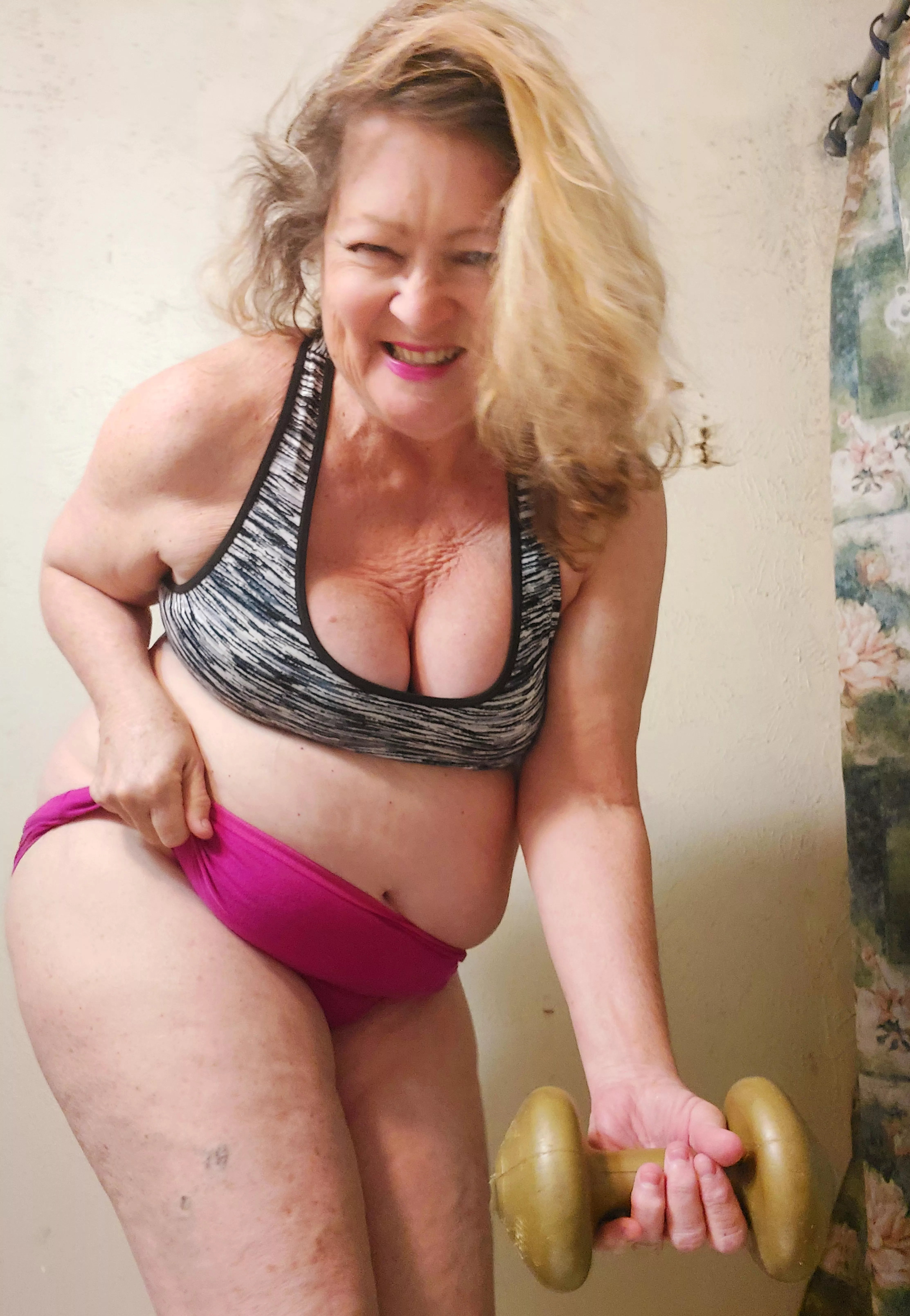 Shower with me after we work out posted by blondiedi1223